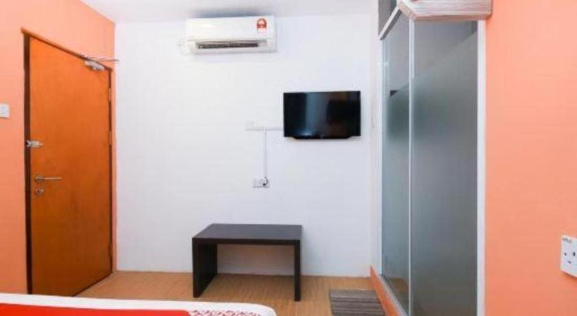 Oyo 1111 Harmony Stay Miri Exterior foto